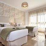Apartment Genteel Puerta Real Granada