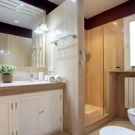 Genteel Puerta Real Διαμέρισμα *