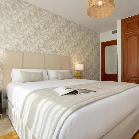 Apartment Genteel Puerta Real